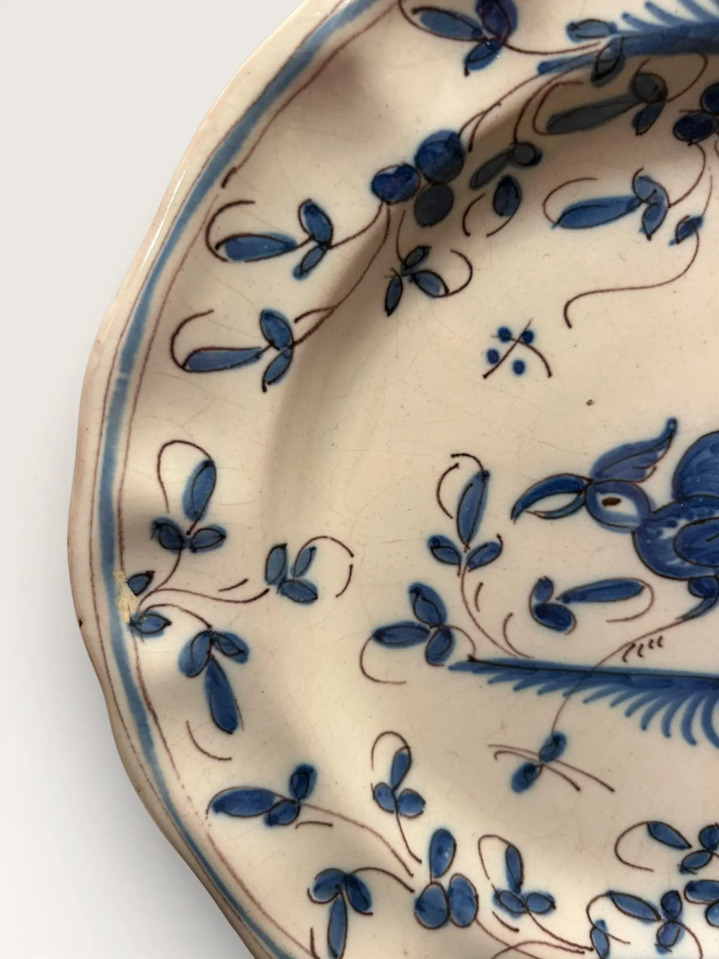 Assiette Ancienne XIXe Siècle Bleu et Blanc à Décor d’Oiseau Pièce Unique