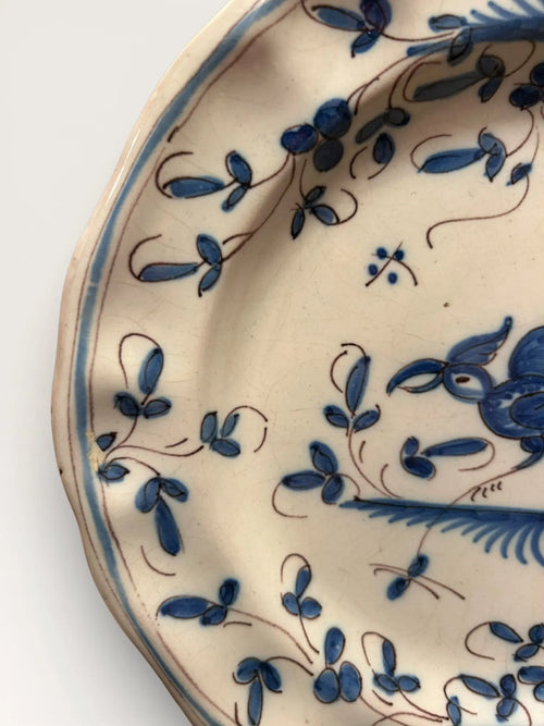 Assiette Ancienne XIXe Siècle Bleu et Blanc à Décor d’Oiseau Pièce Unique